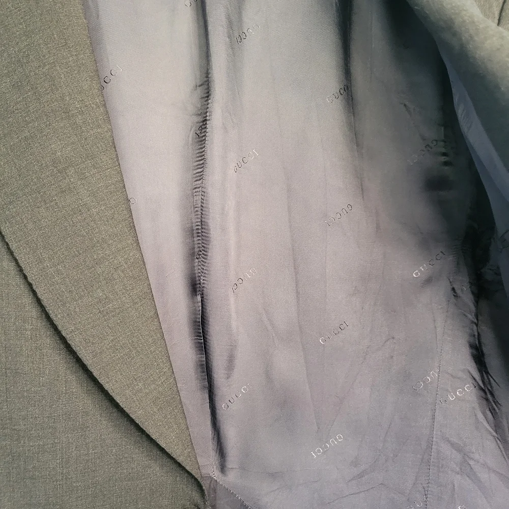 Gucci Men's Sports Wool Blazer Coat in Grey Size 43R (see measurements)
